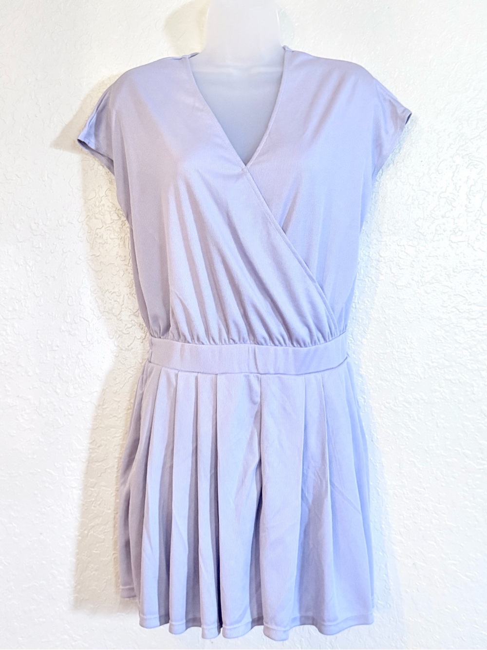 HALARA Romper Size M Light Purple Elastic Waist Pockets Front Snap NWOT
